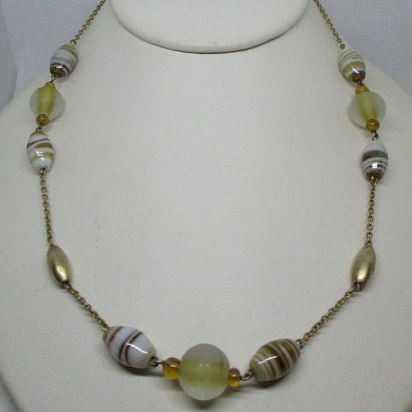 VENETIAN GLASS Necklace Swirled Venetian Glass Frosted Glass Matt Gold Tone Bead - Picture 1 of 10